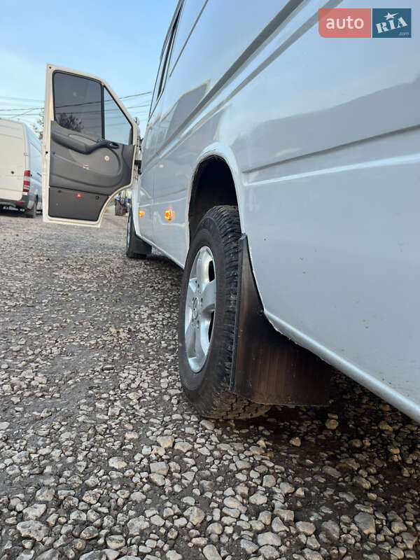 Туристический / Междугородний автобус Mercedes-Benz Sprinter 2000 в Кривом Роге