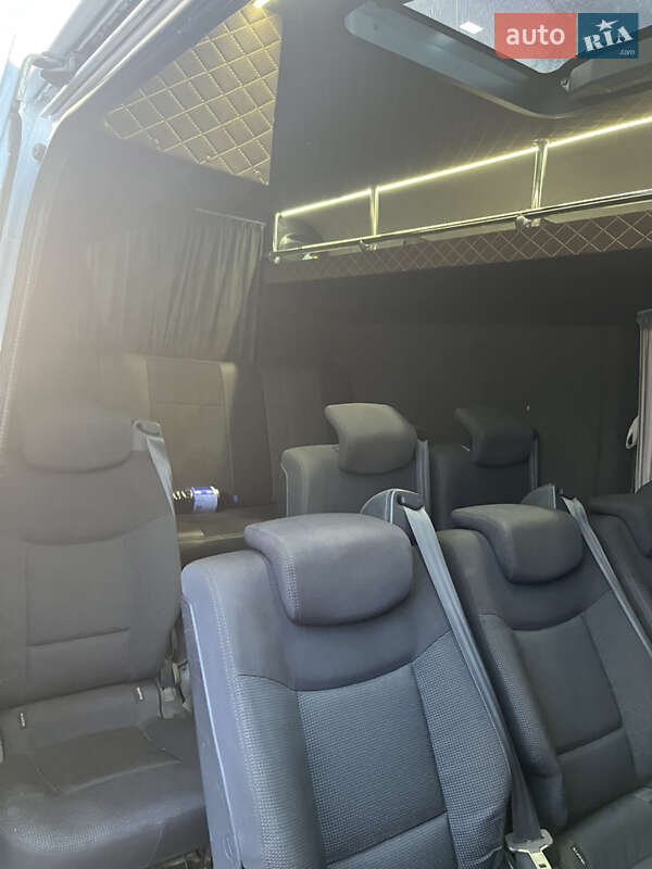 Туристический / Междугородний автобус Mercedes-Benz Sprinter 2000 в Кривом Роге