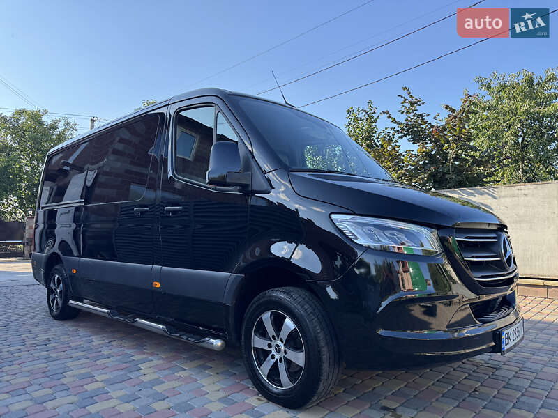 Микроавтобус Mercedes-Benz Sprinter 2019 в Ровно фото 2 Микроавтобус Mercedes-Benz Sprinter 2019 в Ровно