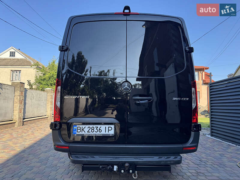 Микроавтобус Mercedes-Benz Sprinter 2019 в Ровно фото 37 Микроавтобус Mercedes-Benz Sprinter 2019 в Ровно