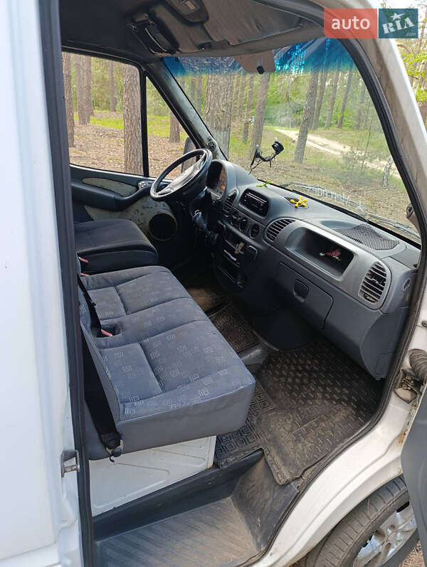 Микроавтобус грузовой (до 3,5т) Mercedes-Benz Sprinter 2004 в Носовке