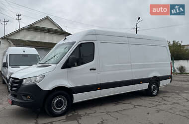 Грузовой фургон Mercedes-Benz Sprinter 2020 в 