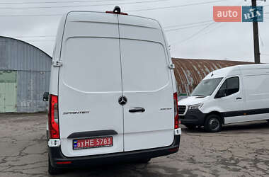 Грузовой фургон Mercedes-Benz Sprinter 2020 в 