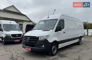 Грузовой фургон Mercedes-Benz Sprinter 2020 в 
