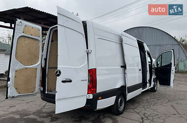 Грузовой фургон Mercedes-Benz Sprinter 2020 в 