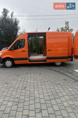 Грузовой фургон Mercedes-Benz Sprinter 2020 в 