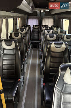 Микроавтобус Mercedes-Benz Sprinter 2010 в 