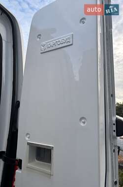 Рефрижератор Mercedes-Benz Sprinter 2013 в 