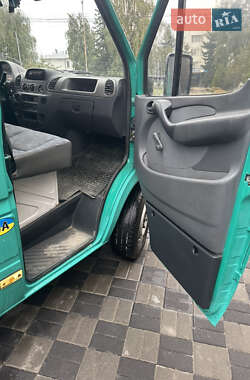Грузовой фургон Mercedes-Benz Sprinter 2003 в 