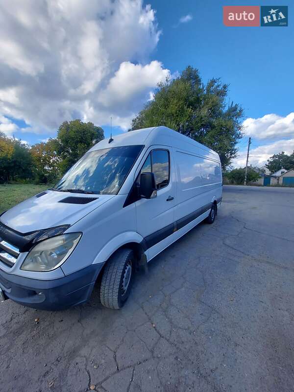 Грузовой фургон Mercedes-Benz Sprinter 2009 в Днепре