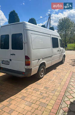 Грузопассажирский фургон Mercedes-Benz Sprinter 2006 в 