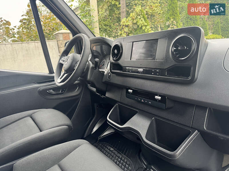 Грузовой фургон Mercedes-Benz Sprinter 2020 в Дубно фото 25 Грузовой фургон Mercedes-Benz Sprinter 2020 в Дубно