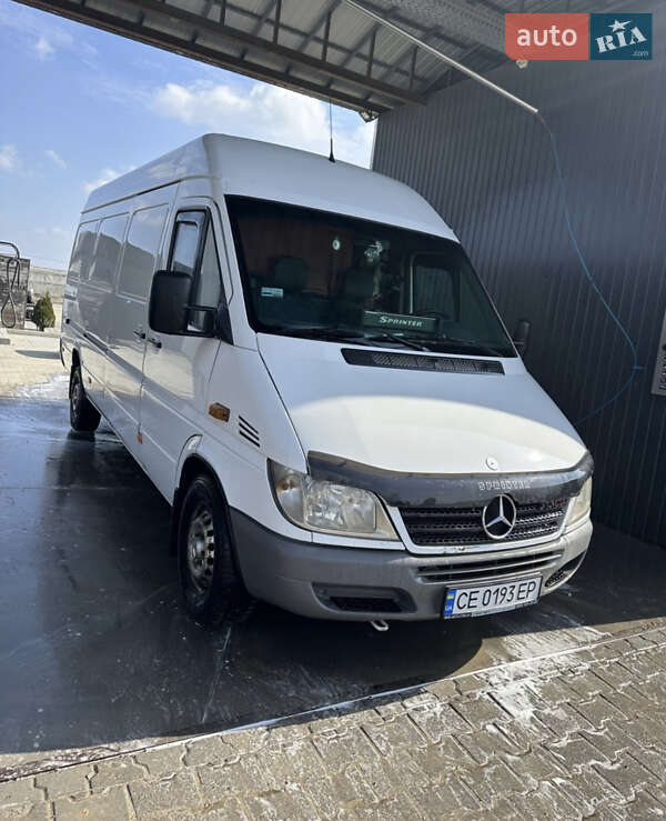 Mercedes-Benz Sprinter 2005