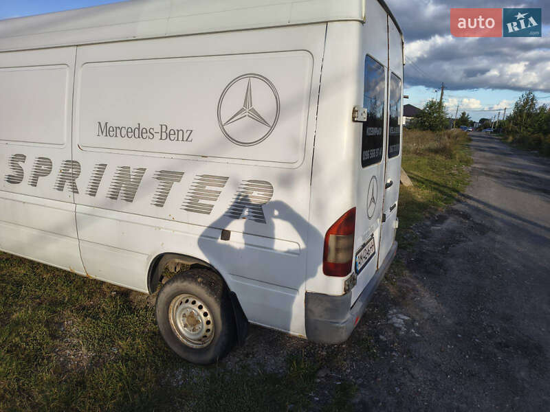 Мікроавтобус Mercedes-Benz Sprinter 2004 в Києві