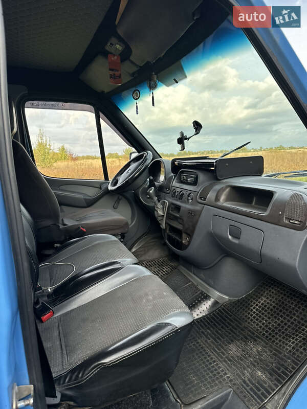 Микроавтобус Mercedes-Benz Sprinter 2005 в Львове