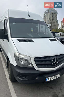 Грузовой фургон Mercedes-Benz Sprinter 2017 в 