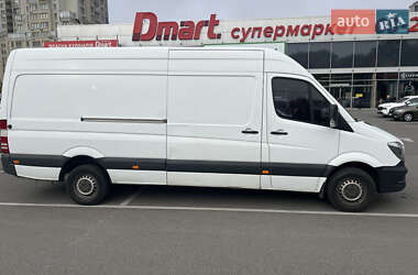 Грузовой фургон Mercedes-Benz Sprinter 2017 в 