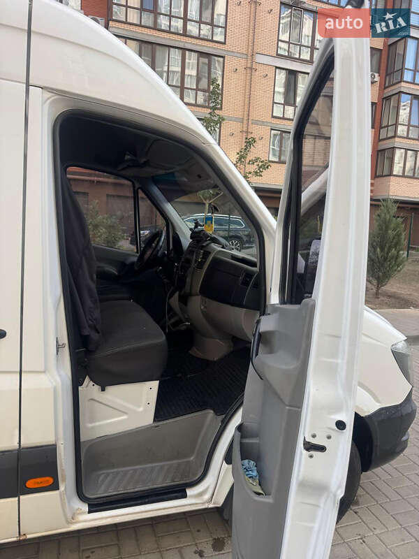 Вантажний фургон Mercedes-Benz Sprinter 2017 в Дніпрі
