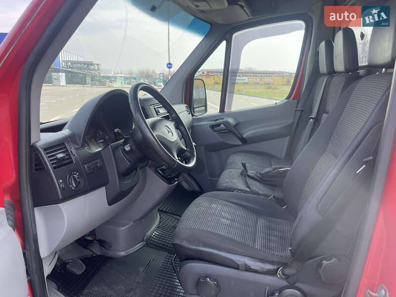 Вантажний фургон Mercedes-Benz Sprinter 2007 в Кам'янець-Подільському