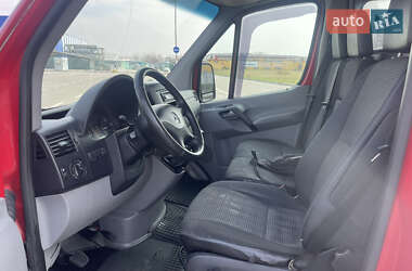 Грузовой фургон Mercedes-Benz Sprinter 2007 в  фото 10 Грузовой фургон Mercedes-Benz Sprinter 2007 в