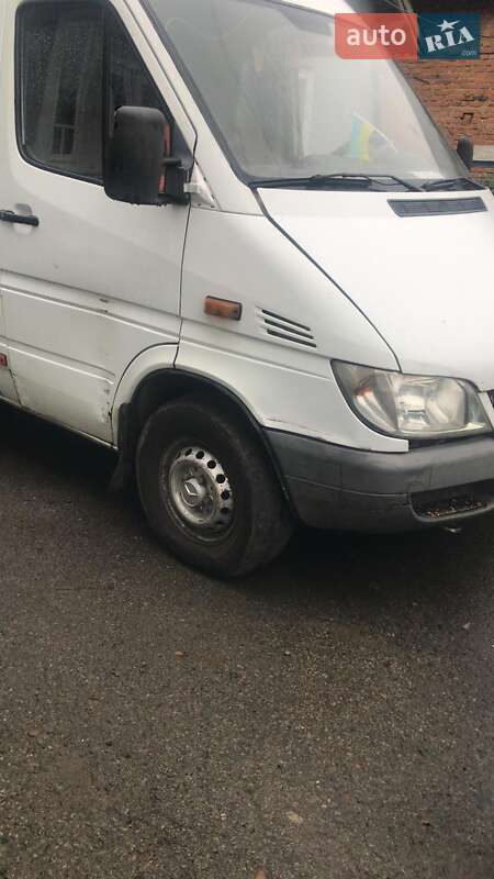 Mercedes-Benz Sprinter 2001