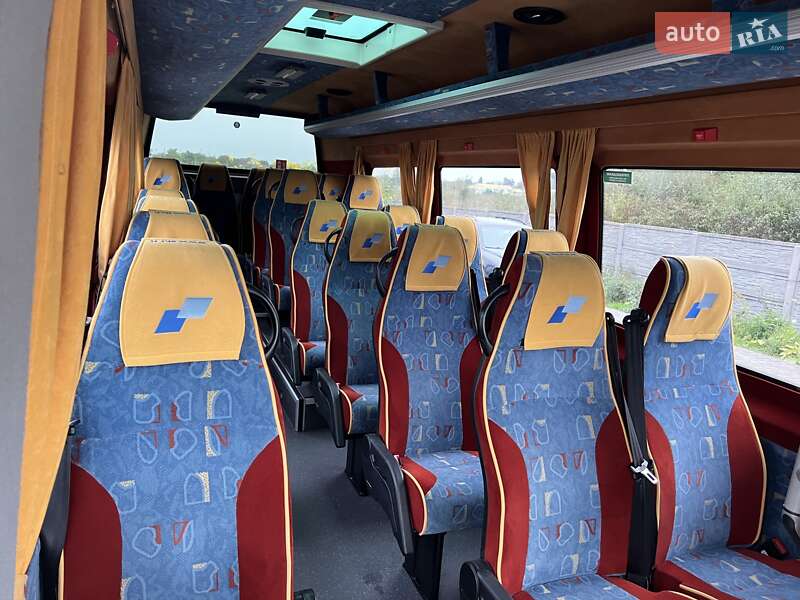 Туристический / Междугородний автобус Mercedes-Benz Sprinter 2012 в Хотине