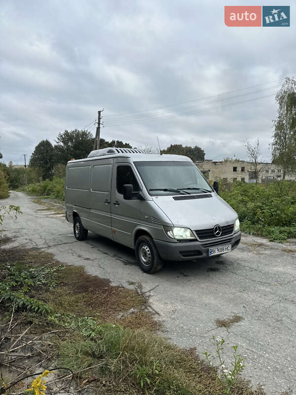 Рефрижератор Mercedes-Benz Sprinter 2003 в Корце