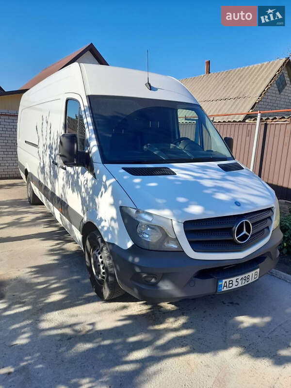 Микроавтобус грузовой (до 3,5т) Mercedes-Benz Sprinter 2014 в 