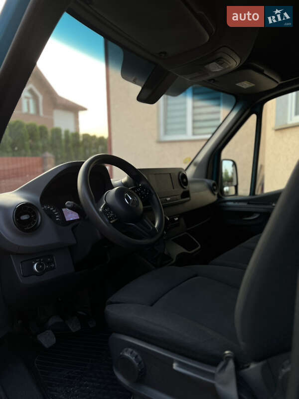 Грузовой фургон Mercedes-Benz Sprinter 2019 в Тернополе фото 26 Грузовой фургон Mercedes-Benz Sprinter 2019 в Тернополе