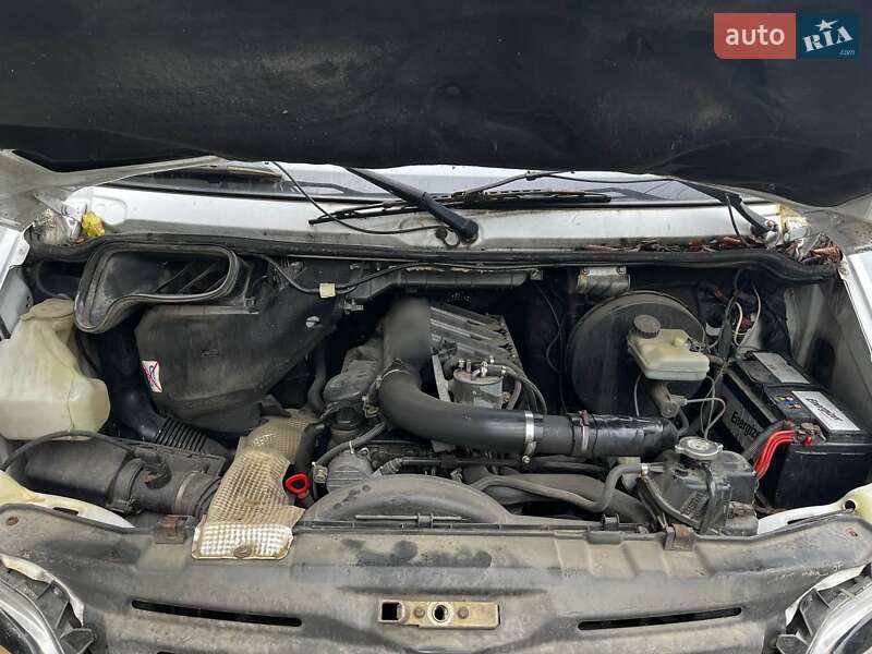 Микроавтобус грузовой (до 3,5т) Mercedes-Benz Sprinter 2001 в Коломые
