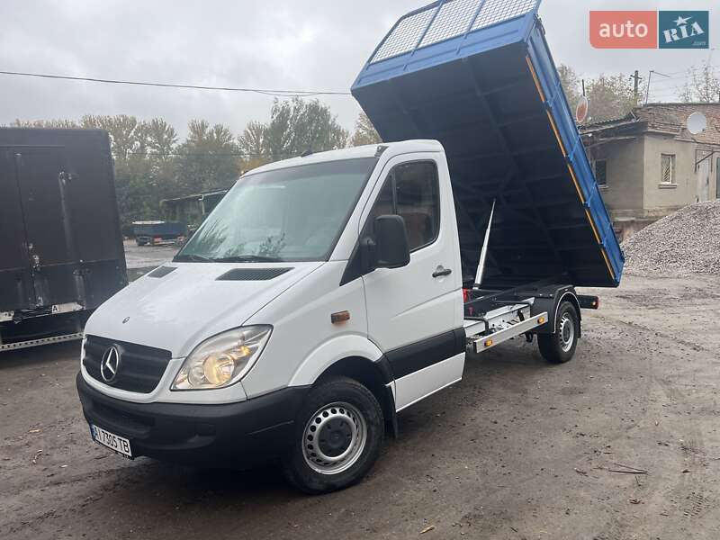 Mercedes-Benz Sprinter 2012