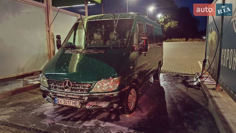 Mercedes-Benz Sprinter 2005