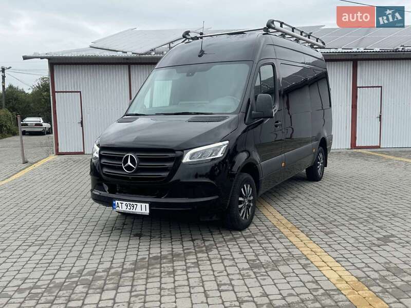 Грузопассажирский фургон Mercedes-Benz Sprinter 2021 в Ивано-Франковске