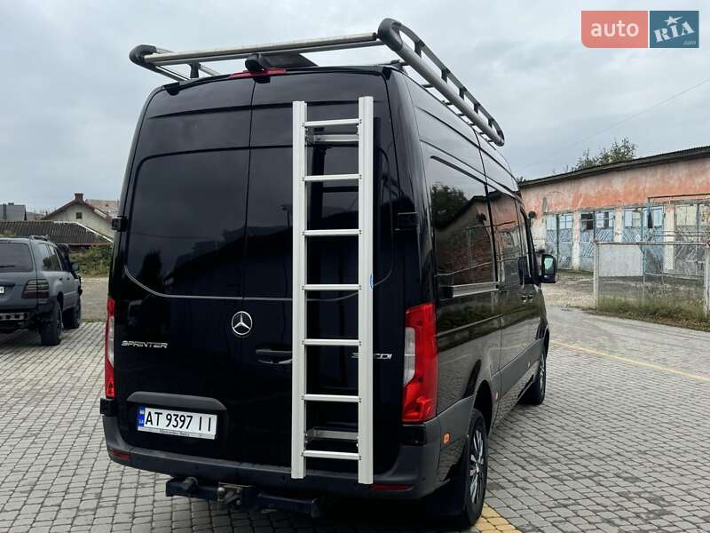 Грузопассажирский фургон Mercedes-Benz Sprinter 2021 в Ивано-Франковске