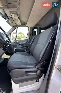 Грузовой фургон Mercedes-Benz Sprinter 2013 в 