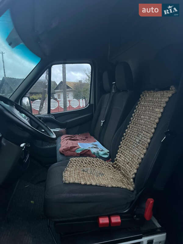 Грузовой фургон Mercedes-Benz Sprinter 2006 в Ровно