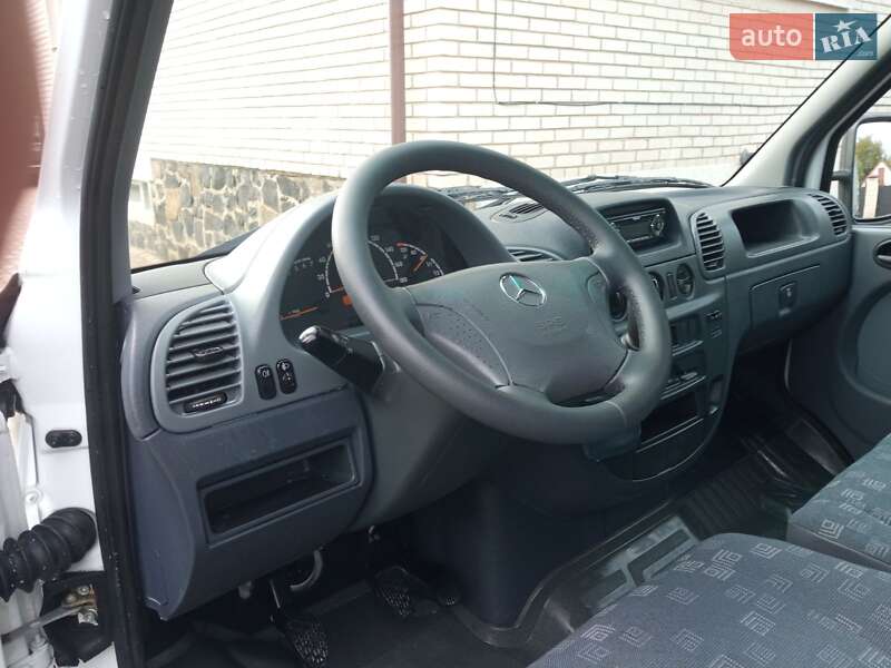 Вантажний фургон Mercedes-Benz Sprinter 2006 в Луцьку
