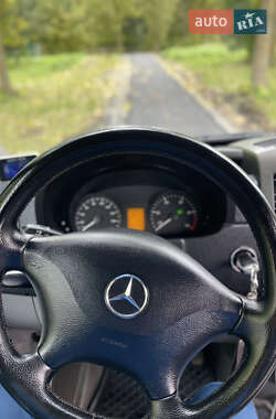 Микроавтобус грузовой (до 3,5т) Mercedes-Benz Sprinter 2011 в 