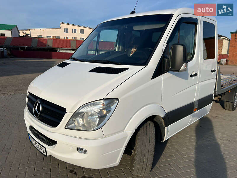 Эвакуатор Mercedes-Benz Sprinter 2012 в Самборе