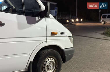 Грузопассажирский фургон Mercedes-Benz Sprinter 2005 в 