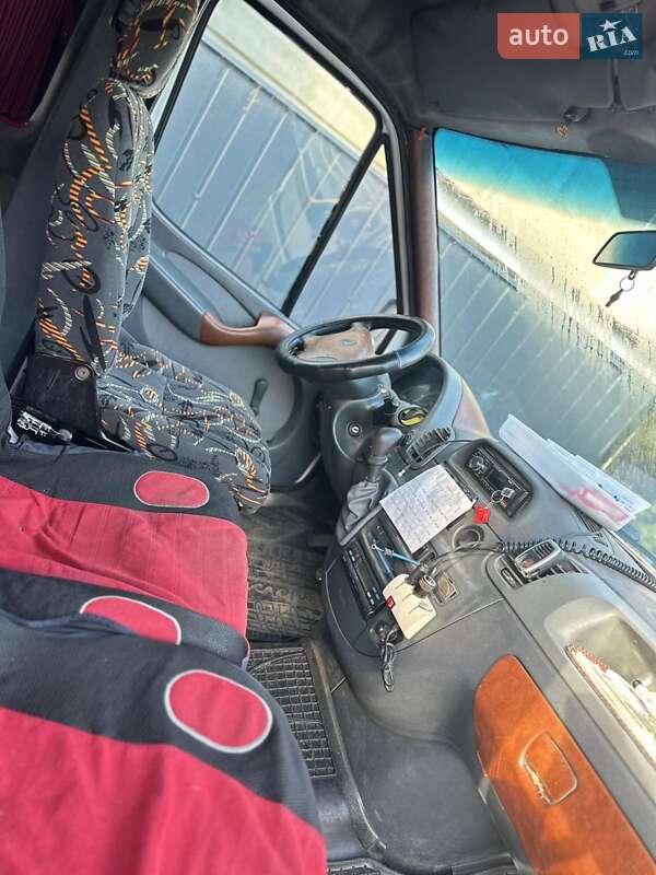 Мікроавтобус Mercedes-Benz Sprinter 2001 в Ніжині фото 6 Мікроавтобус Mercedes-Benz Sprinter 2001 в Ніжині