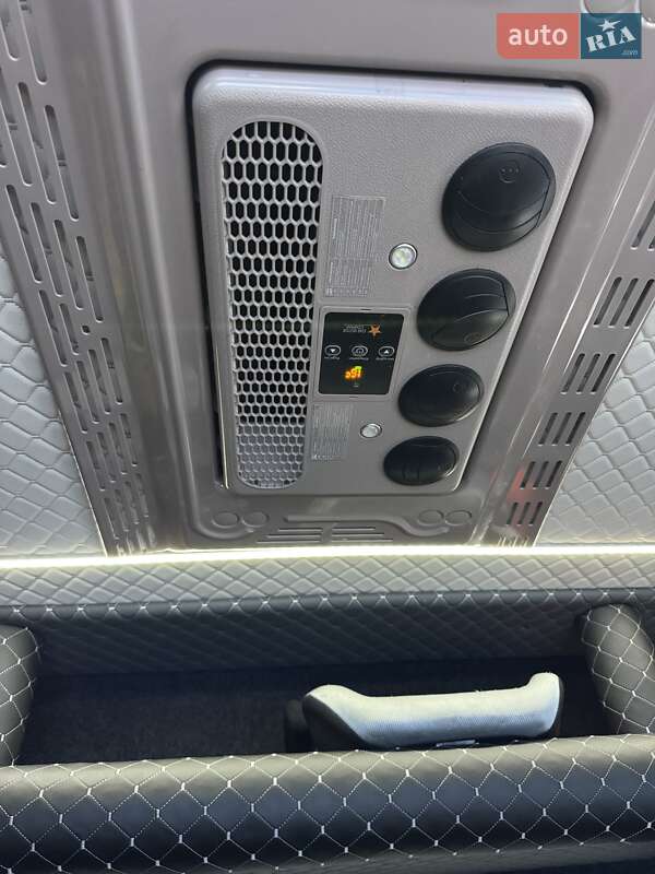 Мікроавтобус Mercedes-Benz Sprinter 2014 в Львові