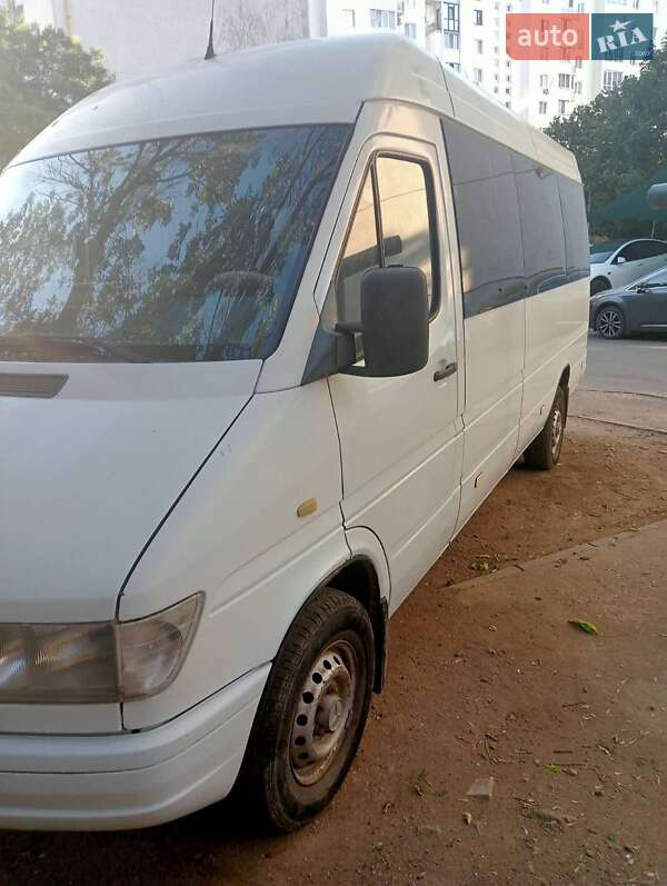 Mercedes-Benz Sprinter 1998