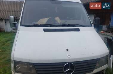 Грузовой фургон Mercedes-Benz Sprinter 1998 в 
