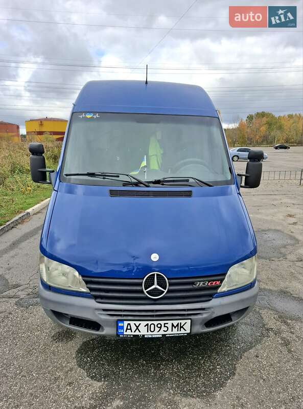 Вантажний фургон Mercedes-Benz Sprinter 2000 в Харкові фото 2 Вантажний фургон Mercedes-Benz Sprinter 2000 в Харкові