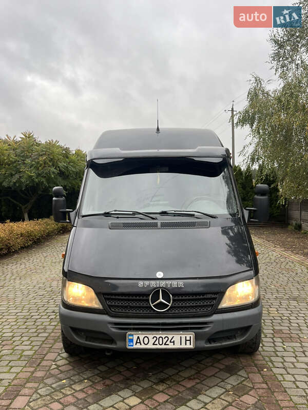 Mercedes-Benz Sprinter 2005 Mercedes-Benz Sprinter 2005