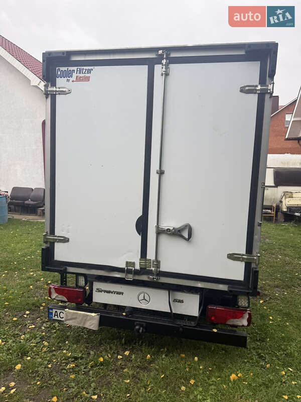Рыбовоз Mercedes-Benz Sprinter 2011 в Липинах