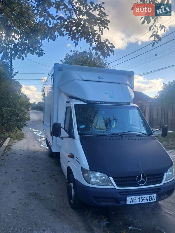Mercedes-Benz Sprinter 2004