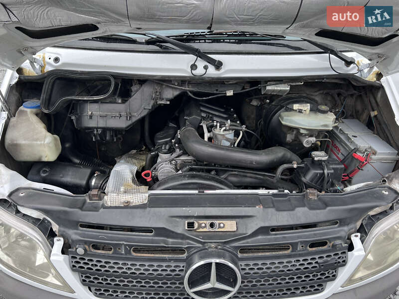 Мікроавтобус вантажний (до 3,5т) Mercedes-Benz Sprinter 2005 в Кам'янець-Подільському фото 10 Мікроавтобус вантажний (до 3,5т) Mercedes-Benz Sprinter 2005 в Кам'янець-Подільському