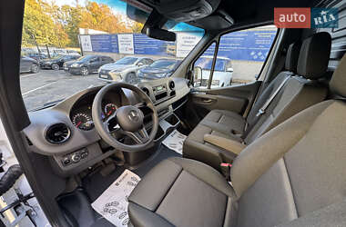 Грузовой фургон Mercedes-Benz Sprinter 2024 в 